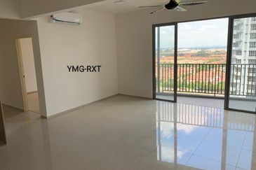 Gravit8 @ Klang South