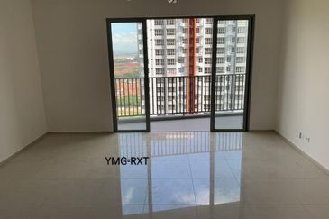 Gravit8 @ Klang South