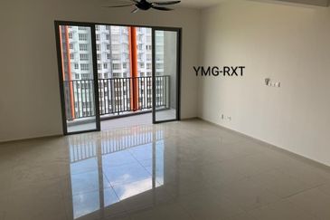 Gravit8 @ Klang South