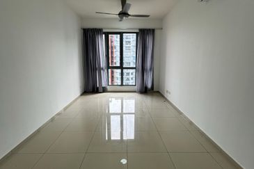 Gravit8 @ Klang South