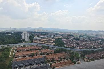 I Residence @ I City