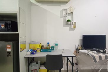 I Residence @ I City