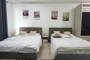 I Residence @ I City