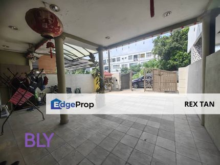 Kampung Jawa Shah Alam Klang , Fully Renovated Fully Extended , 2 Storey House For Sales, Melaka, Melaka Tengah
