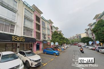 Setia Alam Setia Utama 1