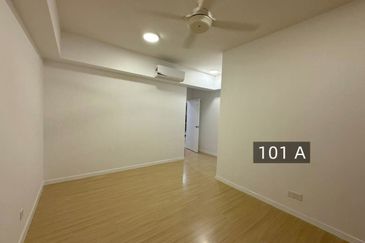 Gravit8 @ Klang South