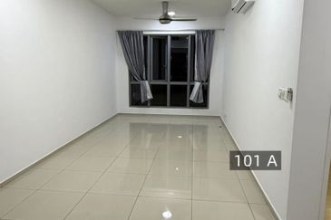 Gravit8 @ Klang South