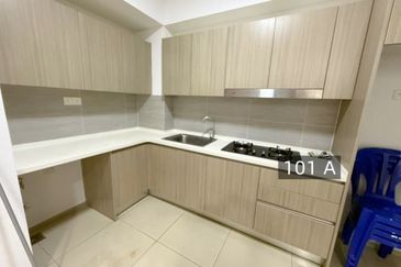 Gravit8 @ Klang South