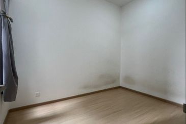 Gravit8 @ Klang South