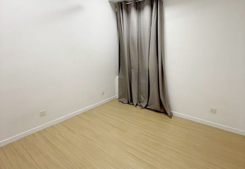 Gravit8 @ Klang South