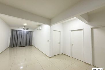 Gravit8 @ Klang South