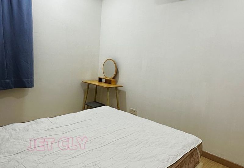 Gravit8 @ Klang South