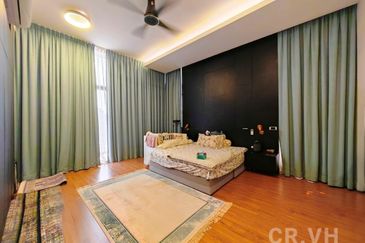 Lucent Residence @ twentyfive.7