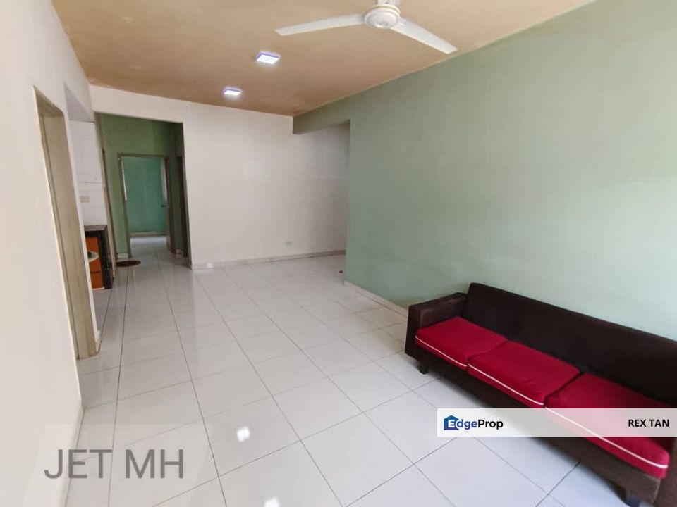 Laman Impian Bandar Botanic Klang , Ground Floor Town House For Sales, Selangor, Klang