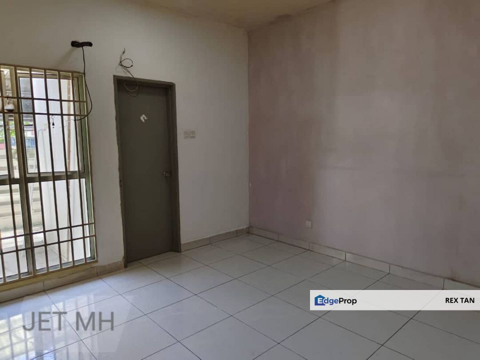 Laman Impian Bandar Botanic Klang , Ground Floor Town House For Sales, Selangor, Klang