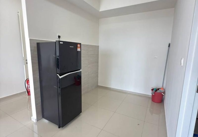 Gravit8 @ Klang South