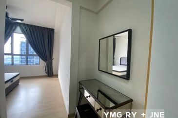 Gravit8 @ Klang South