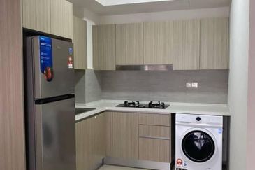 Gravit8 @ Klang South