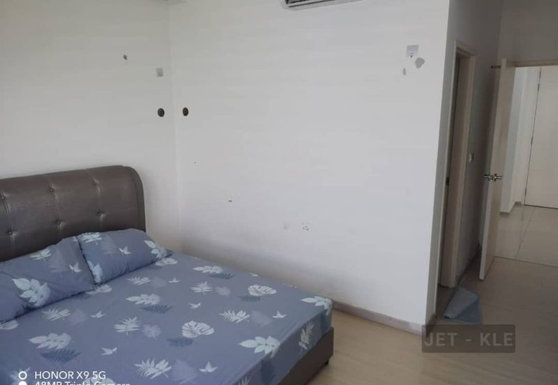 Gravit8 @ Klang South