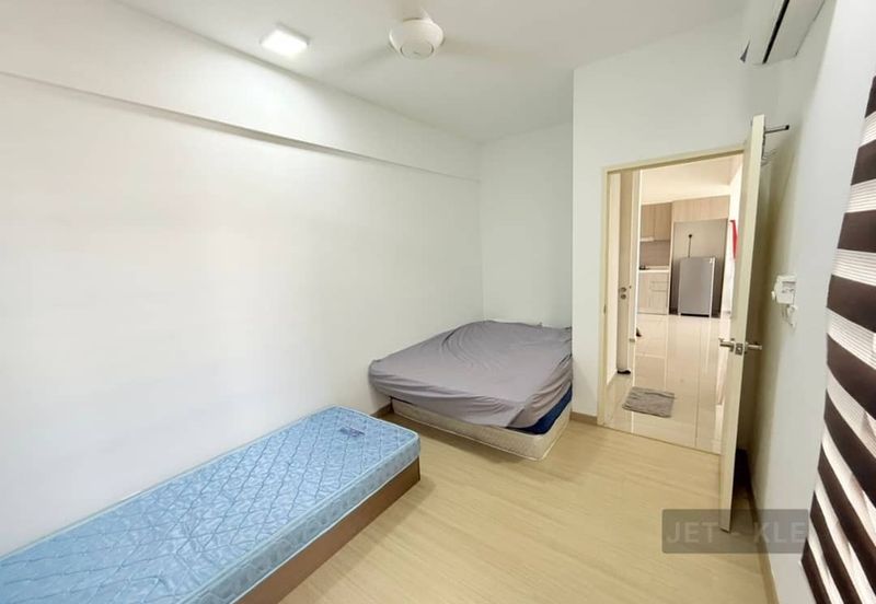 Gravit8 @ Klang South