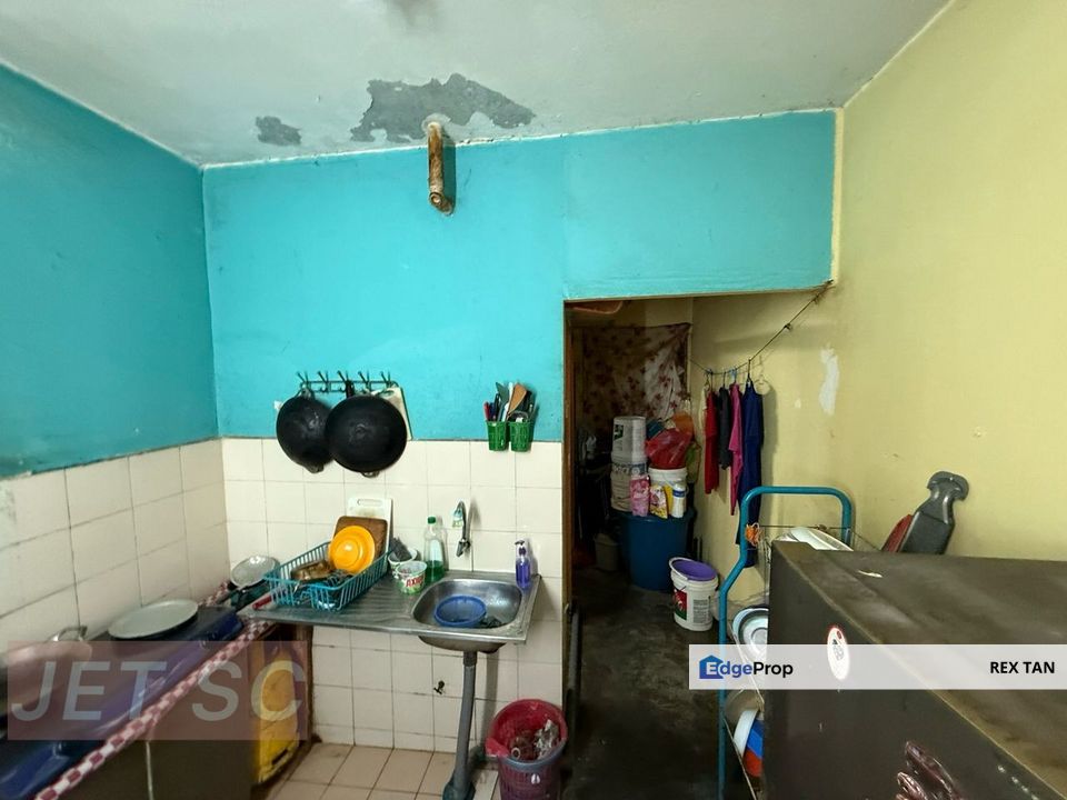 Bukit Tinggi 2 Klang , Ground Floor , Low Cost Flat For Sales, Selangor, Port Klang