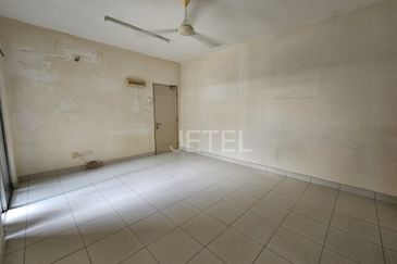 Pangsapuri Akasia, Bandar Botanic