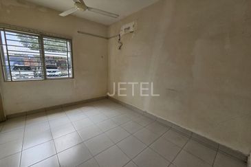 Pangsapuri Akasia, Bandar Botanic