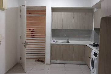 Adria Residence @ Gravit8