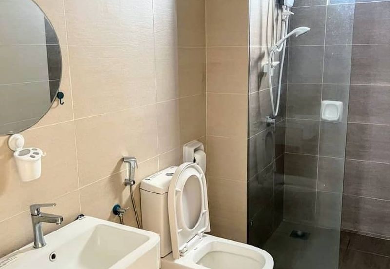 Adria Residence @ Gravit8