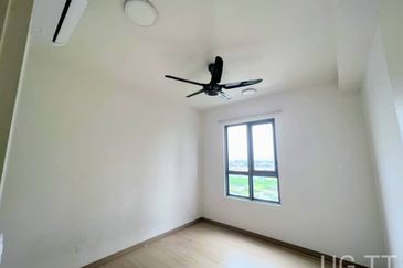 Adria Residence @ Gravit8