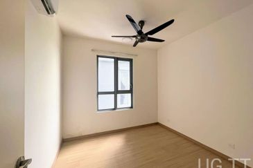 Adria Residence @ Gravit8