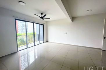 Adria Residence @ Gravit8