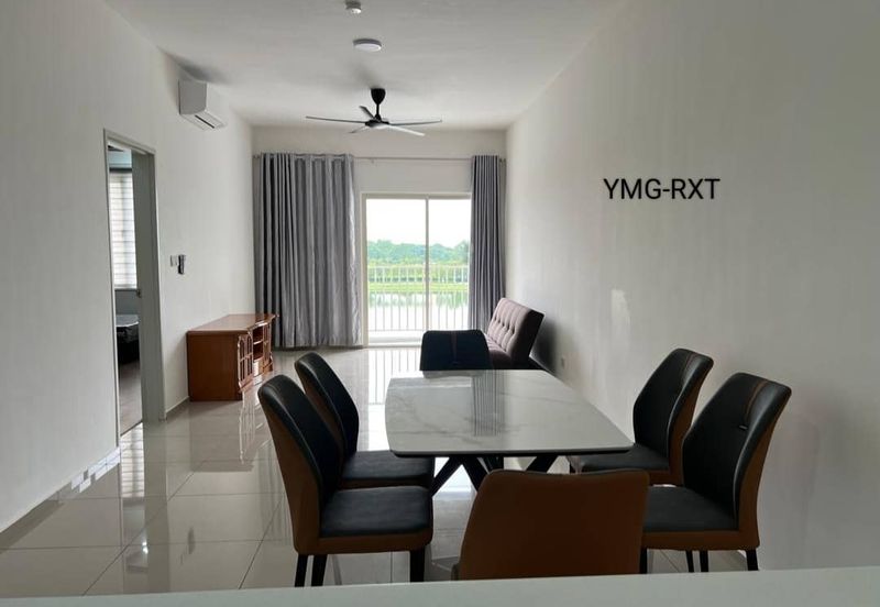 The Tresor @ Gravit 8 *