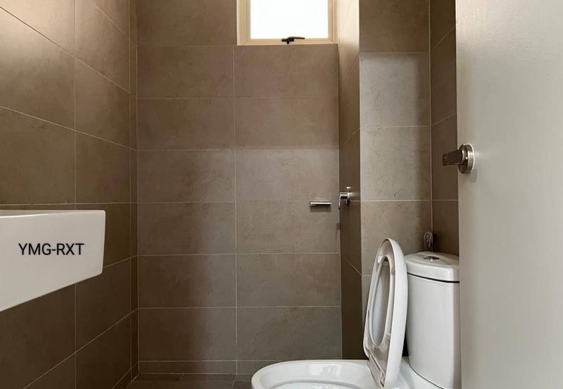 The Tresor @ Gravit 8 *