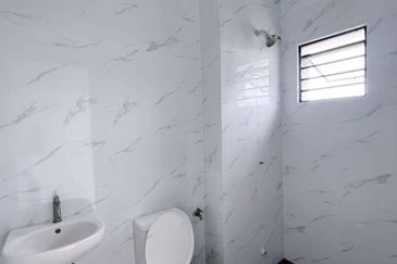 Taman Jenjarom Permai