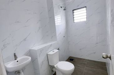 Taman Jenjarom Permai