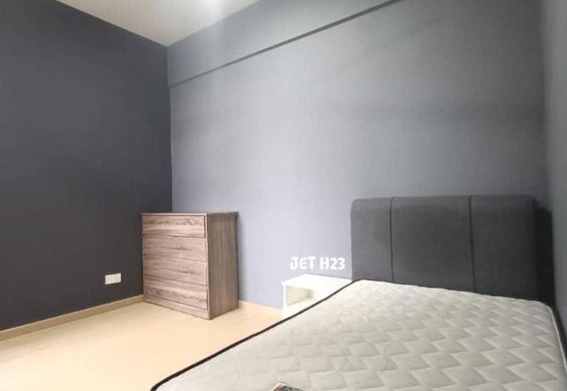 Gravit8 @ Klang South