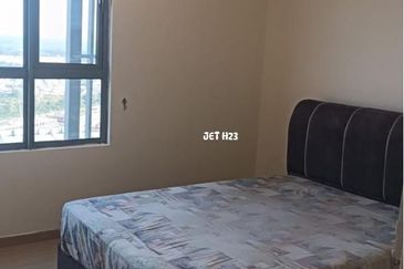 Gravit8 @ Klang South