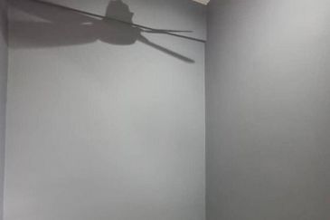 Gravit8 @ Klang South