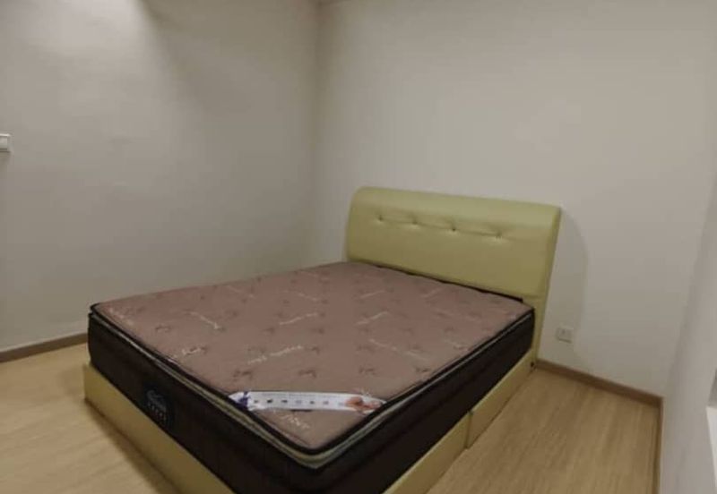 Gravit8 @ Klang South