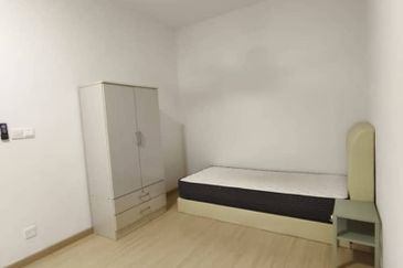 Gravit8 @ Klang South