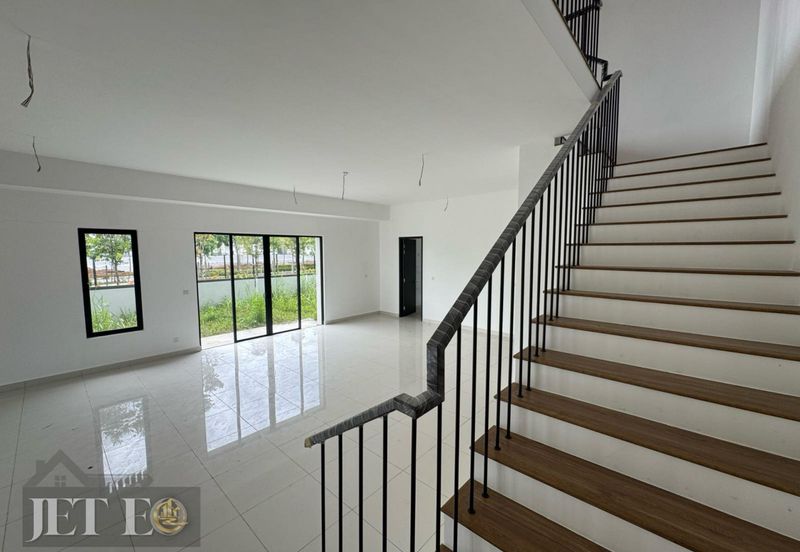 Bandar Tropicana Aman