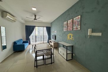 I Residence @ I City