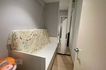 Hill10 Residence @ i-City