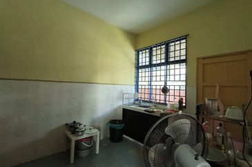 To Sale Taman bersatu kulai, semi D