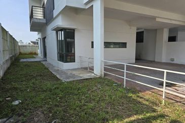 Senai Hill Residences