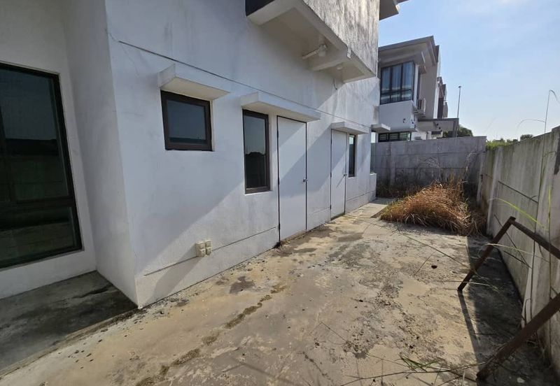 Senai Hill Residences