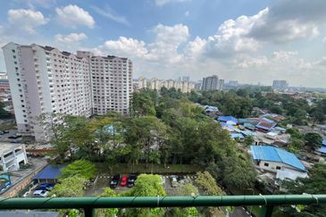 To Sale Larkin Bistari Impian Apartment