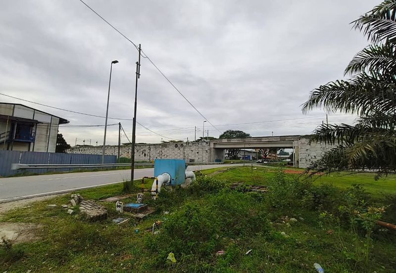 To Sale Agricultural Land (zoning Industrial)