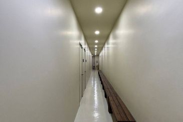 Akademik Suite @ Mount Austin